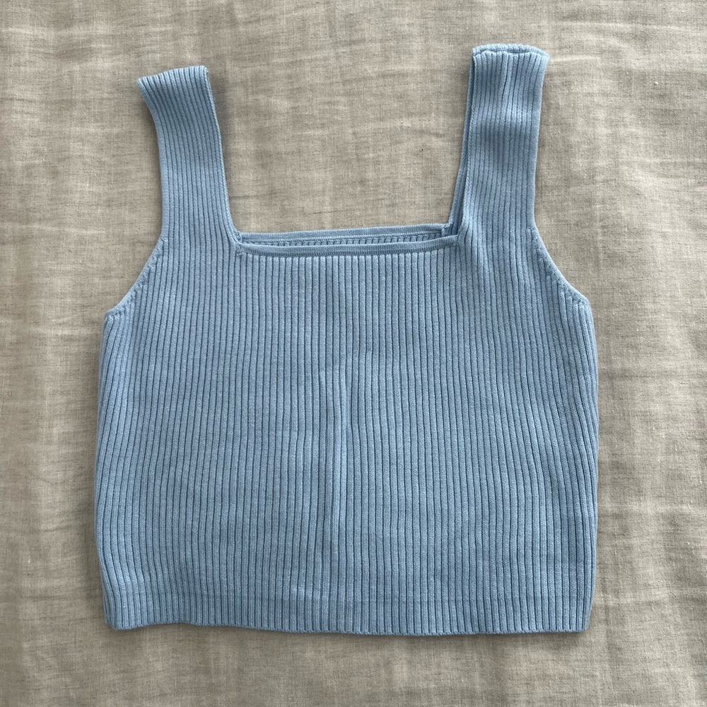 Light blue sweater tank, size S